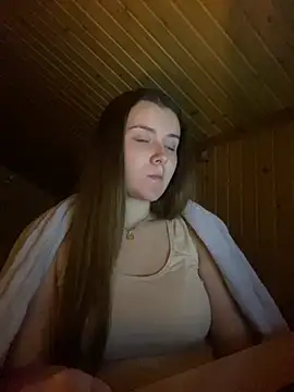mewKate online show from February 10, 2025, 6:45 pm