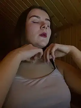 mewKate online show from March 2, 2025, 7:52 pm