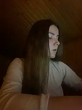 mewKate online show from February 5, 2025, 6:37 pm