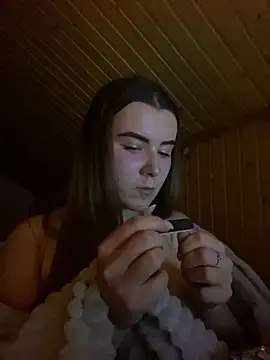 mewKate online show from February 25, 2025, 6:55 pm