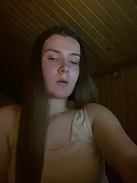 mewKate online show from February 10, 2025, 9:47 pm