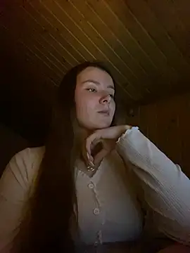 mewKate online show from February 15, 2025, 7:06 pm