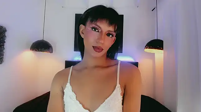 Im Shannon 44 online show from February 4, 2025, 9:10 pm