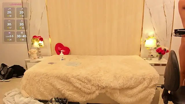 TylerBloom online show from April 21, 2026, 2:51 am