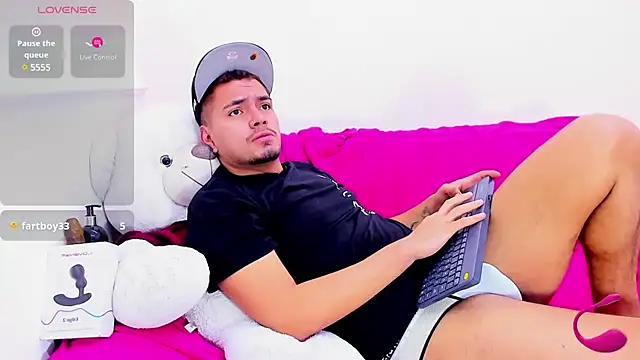 EnriquevillaF online show from March 17, 2025, 4:22 pm