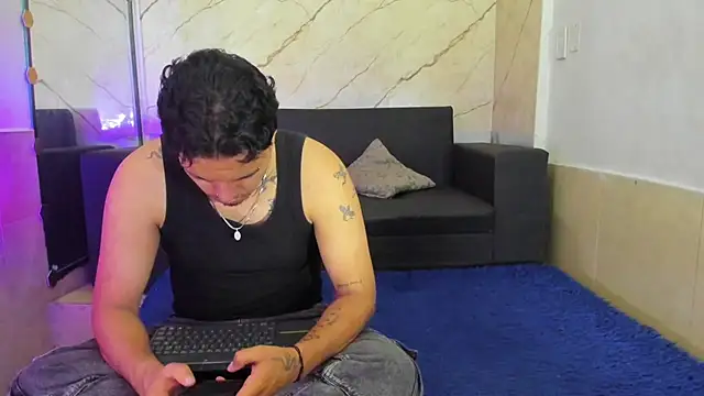 EnriquevillaF online show from September 15, 2025, 12:38 pm