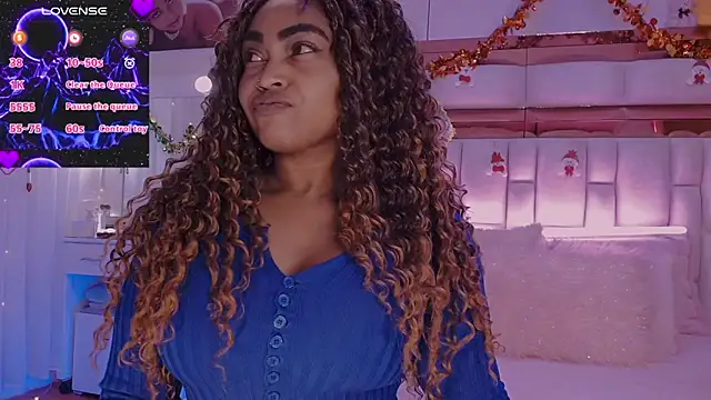 Aliana Ross online show from December 17, 2025, 3:00 am