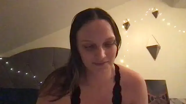 Snapshot of justpeachybaby chatting on February 3, 2025, 4:57 am justpeachybaby online show from February 3, 2025, 4:57 am
