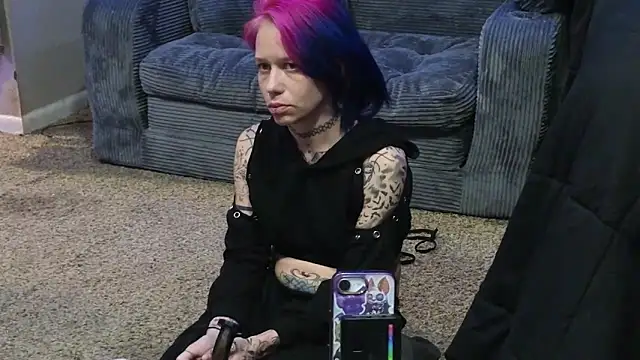 Snapshot of trashbrat chatting on February 24, 2026, 8:59 am trashbrat online show from February 24, 2026, 8:59 am