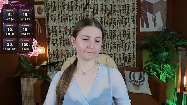 Snapshot of Katty_Bacchus chatting on March 11, 2025, 9:15 pm Katty Bacchus online show from March 11, 2025, 9:15 pm