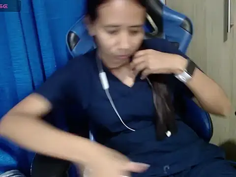 Snapshot of Danielagomez33 chatting on January 11, 2026, 1:12 am Danielagomez33 online show from January 11, 2026, 1:12 am