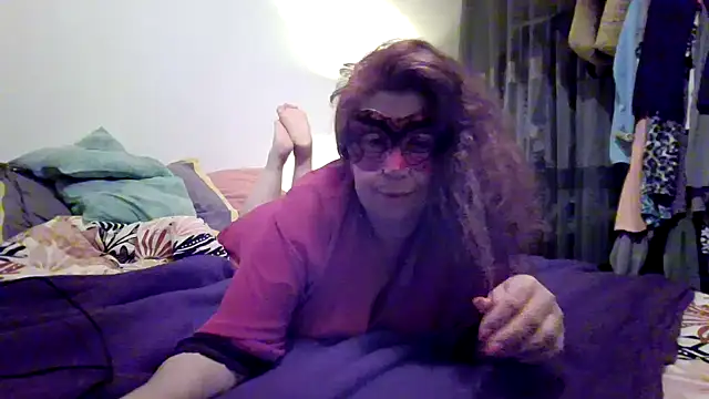 sweetinside  online show from April 12, 2026, 8:56 pm