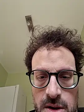 Snapshot of littlehairyman chatting on March 7, 2025, 1:51 pm littlehairyman online show from March 7, 2025, 1:51 pm