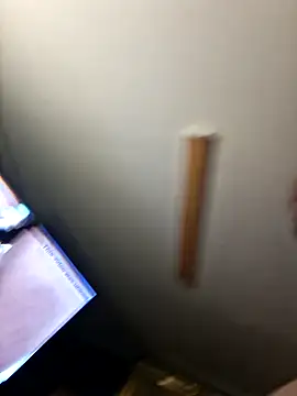 hesjustafriend online show from July 4, 2026, 5:03 am