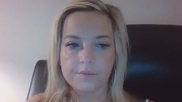 JennaLynn785 online show from February 2, 2025, 10:46 am