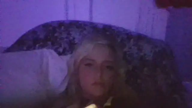 JennaLynn785 online show from February 5, 2025, 12:20 am