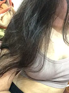 Tanvi roy98 online show from February 3, 2025, 9:19 am