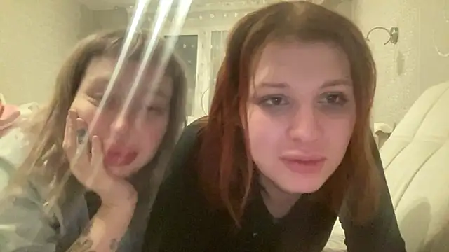 Gloryyaa online show from October 18, 2025, 6:54 pm