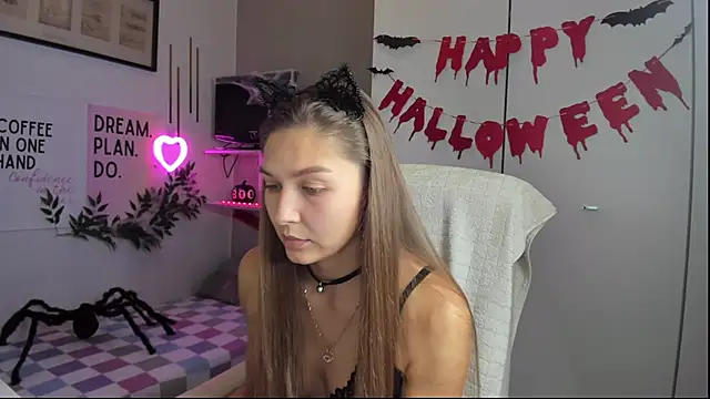 Snapshot of SofiaLolipop chatting on October 23, 2025, 8:29 pm SofiaLolipop online show from October 23, 2025, 8:29 pm