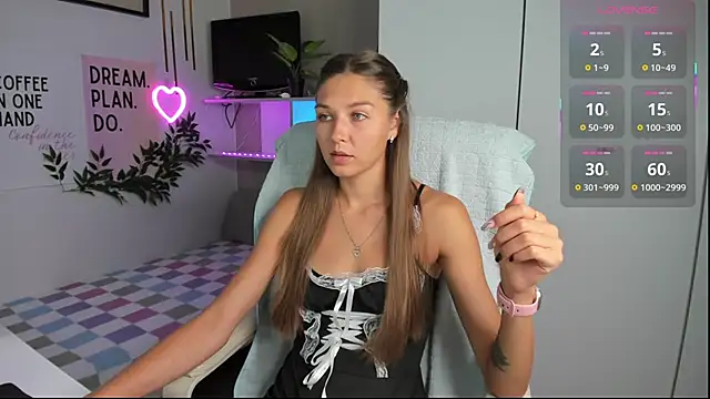 Snapshot of SofiaLolipop chatting on September 23, 2025, 1:29 pm SofiaLolipop online show from September 23, 2025, 1:29 pm