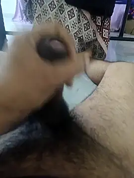 Snapshot of honeyrose765 chatting on February 7, 2026, 8:06 pm honeyrose765 online show from February 7, 2026, 8:06 pm