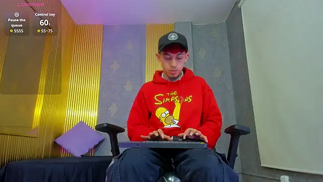 Axel tay online show from November 5, 2025, 3:42 am