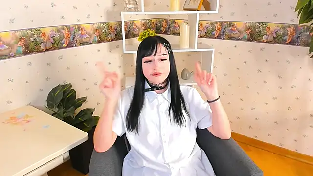 LorettaAngwin online show from January 13, 2025, 4:41 pm