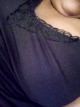 Samara-Bella online show from October 25, 2025, 7:36 pm