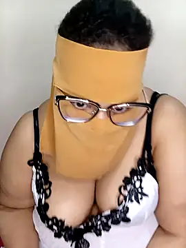 Samara-Bella online show from March 3, 2025, 1:07 am