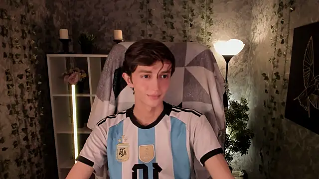 John Weasley online show from September 24, 2025, 12:33 pm