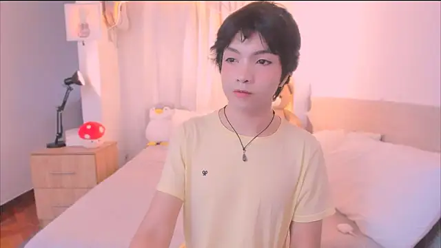 AllanYong18 online show from February 7, 2026, 12:35 pm