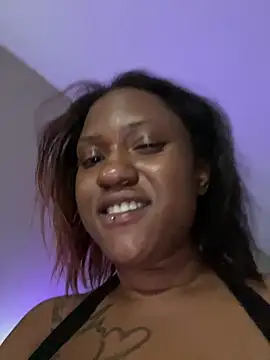 bon3z-n-tingz online show from February 9, 2025, 9:58 am