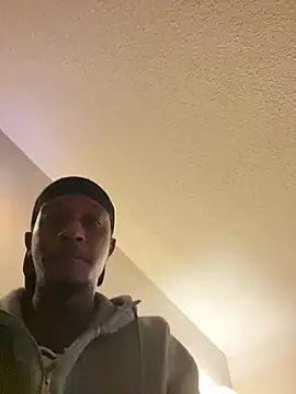 bon3z-n-tingz online show from January 10, 2025, 4:01 am
