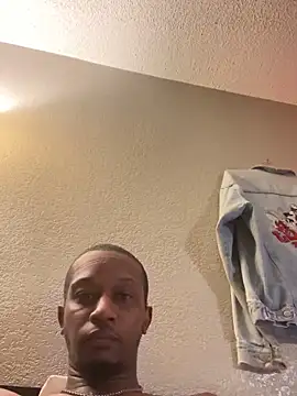 bon3z-n-tingz online show from January 13, 2025, 3:56 am