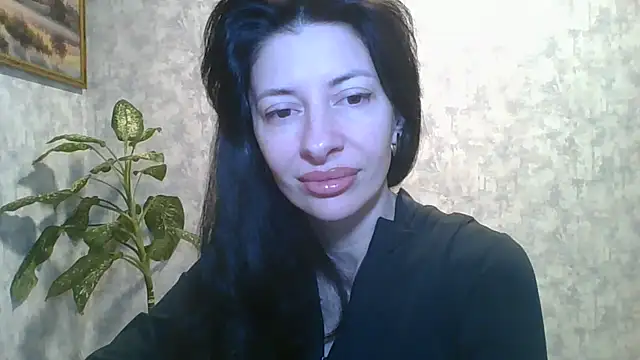 LissaBlossom online show from April 18, 2026, 4:26 am