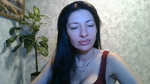 Snapshot of LissaBlossom chatting on June 24, 2026, 2:43 am LissaBlossom online show from June 24, 2026, 2:43 am
