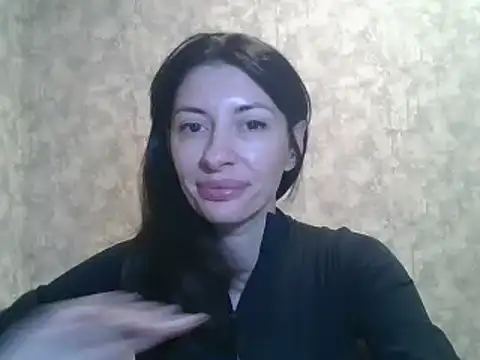 LissaBlossom online show from February 9, 2025, 8:32 am