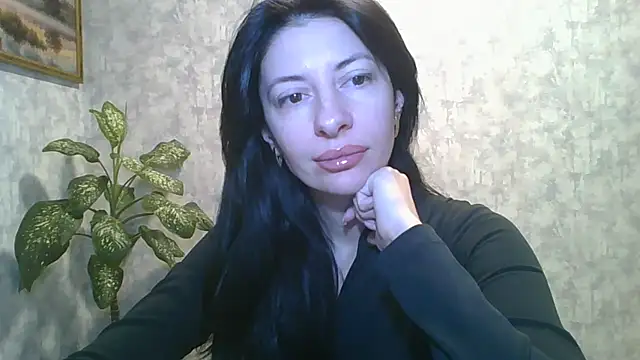 Snapshot of LissaBlossom chatting on February 4, 2026, 3:56 am LissaBlossom online show from February 4, 2026, 3:56 am