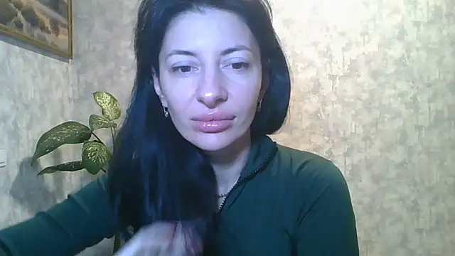 Snapshot of LissaBlossom chatting on October 20, 2025, 4:36 am LissaBlossom online show from October 20, 2025, 4:36 am