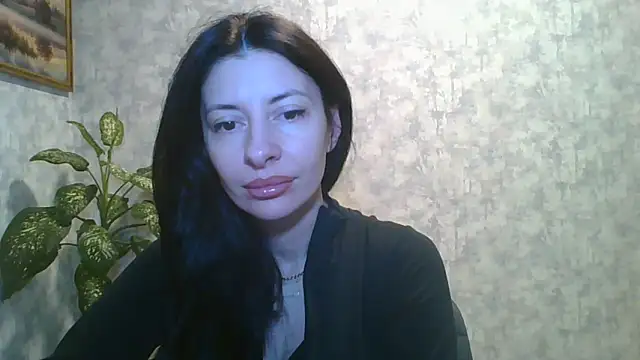 Snapshot of LissaBlossom chatting on February 15, 2026, 5:52 am LissaBlossom online show from February 15, 2026, 5:52 am