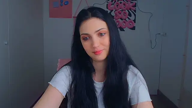 Amalia amor online show from April 8, 2026, 5:42 am