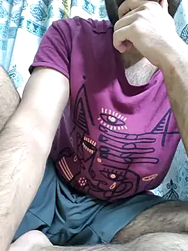 TOPMOON001 online show from September 23, 2025, 8:54 am