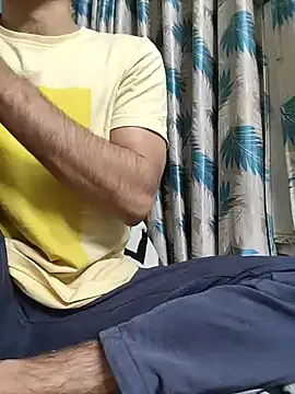 Snapshot of TOPMOON001 chatting on March 4, 2026, 6:59 pm TOPMOON001 online show from March 4, 2026, 6:59 pm