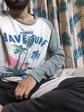 Snapshot of TOPMOON001 chatting on February 16, 2026, 7:01 pm TOPMOON001 online show from February 16, 2026, 7:01 pm