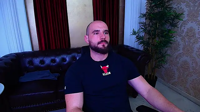 Snapshot of AdamJamesonn chatting on October 24, 2025, 4:55 am AdamJamesonn online show from October 24, 2025, 4:55 am