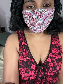 Snapshot of ArathyNambyarMallu chatting on October 14, 2025, 9:43 am ArathyNambyarMallu online show from October 14, 2025, 9:43 am