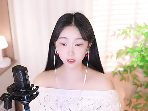 Snapshot of Muzi-sing chatting on March 2, 2025, 7:43 am Muzi-sing online show from March 2, 2025, 7:43 am