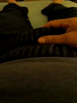 Snapshot of Schwach041967 chatting on October 19, 2025, 6:27 am Schwach041967 online show from October 19, 2025, 6:27 am