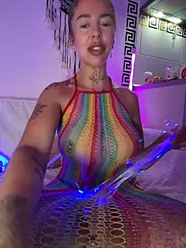 CheekyChels online show from June 3, 2026, 2:33 pm