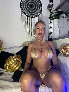 CheekyChels online show from February 18, 2025, 7:52 pm